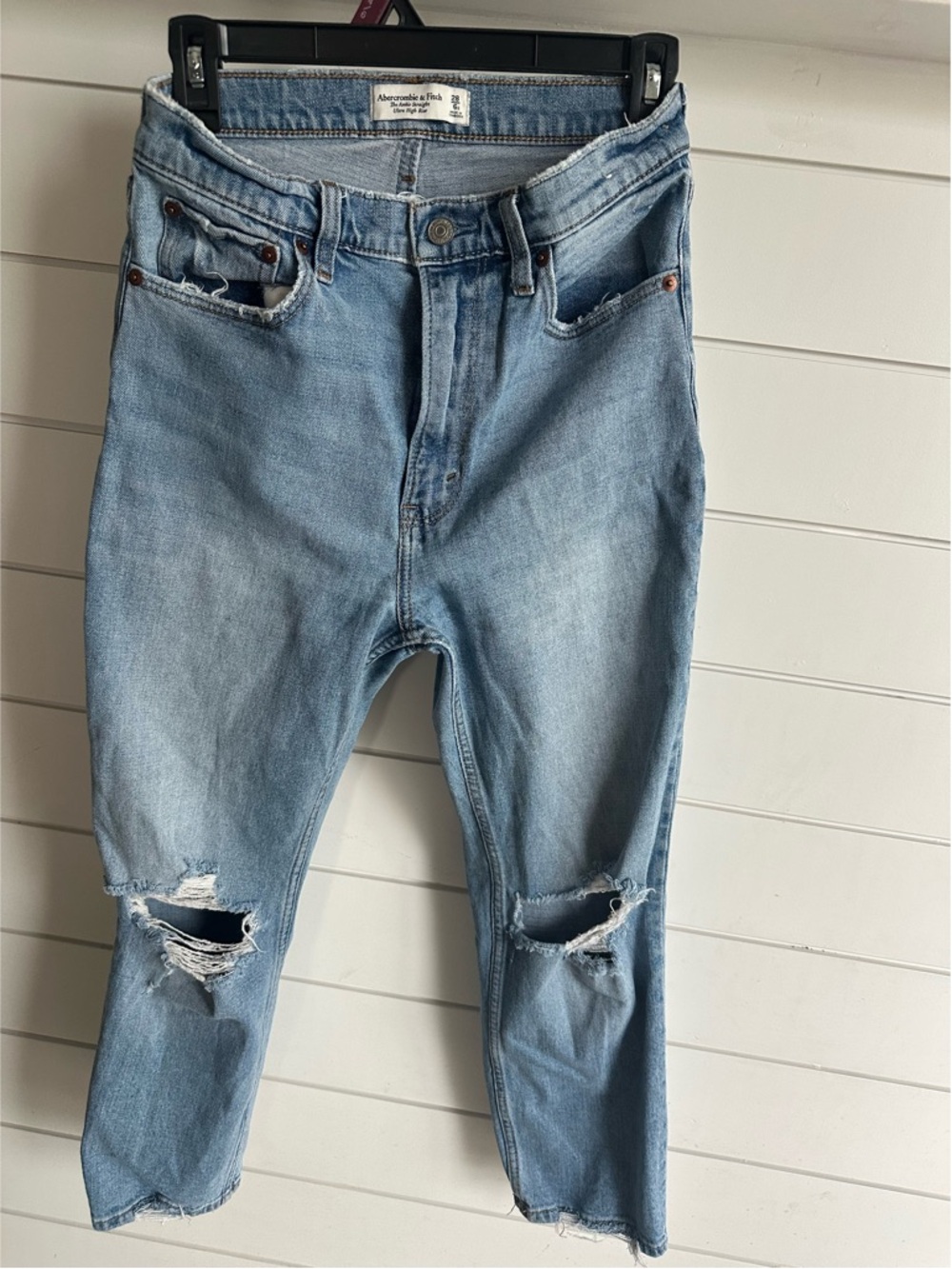 Abercrombie & Fitch Light Blue High-Rise Ankle Straight Jeans